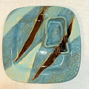 3D Chip & Dip Pottery Platter with the state of Mississippi as the Dip container